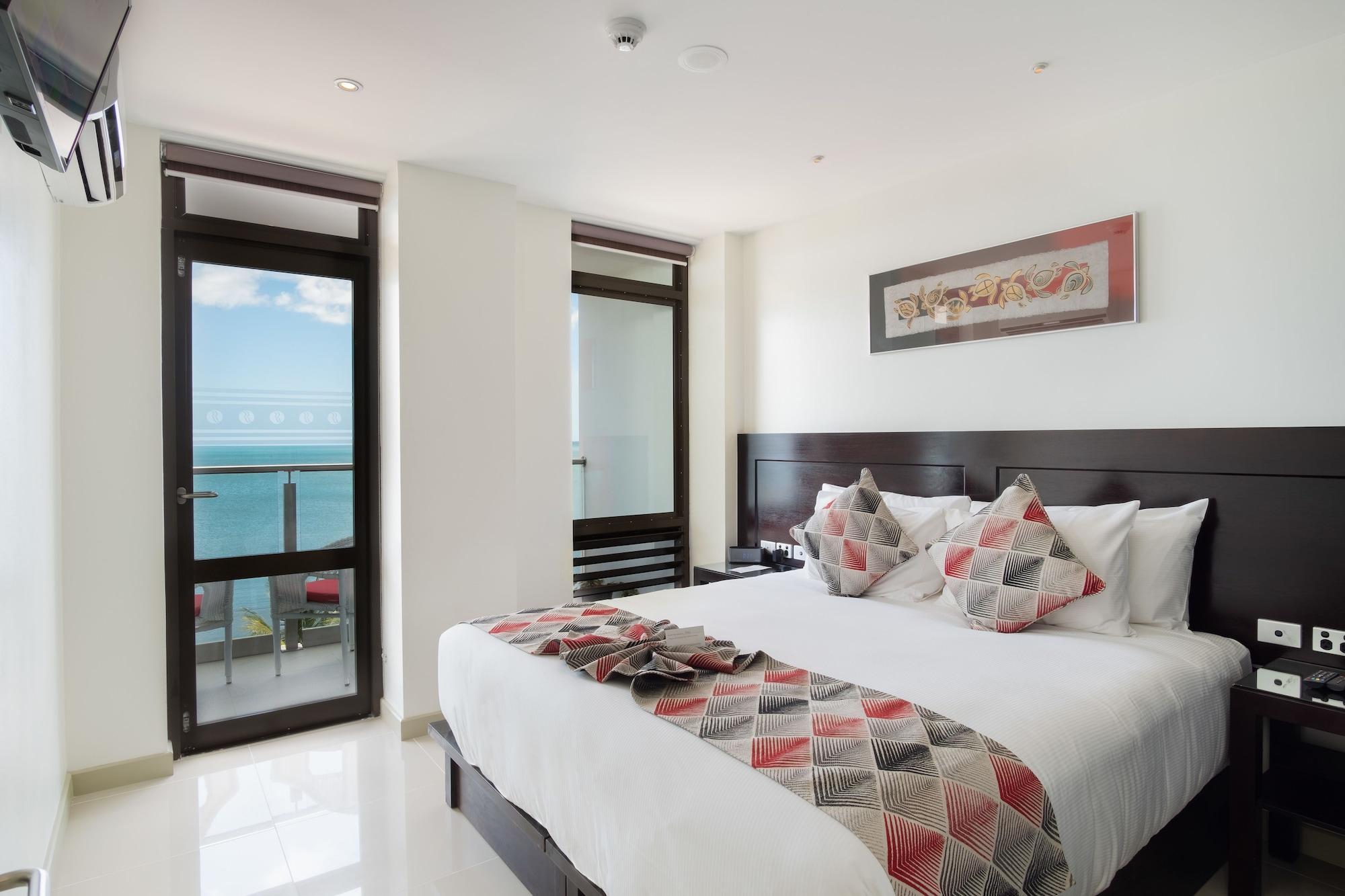 Ramada Suites By Wyndham Wailoaloa Beach Fiji Nadi Extérieur photo