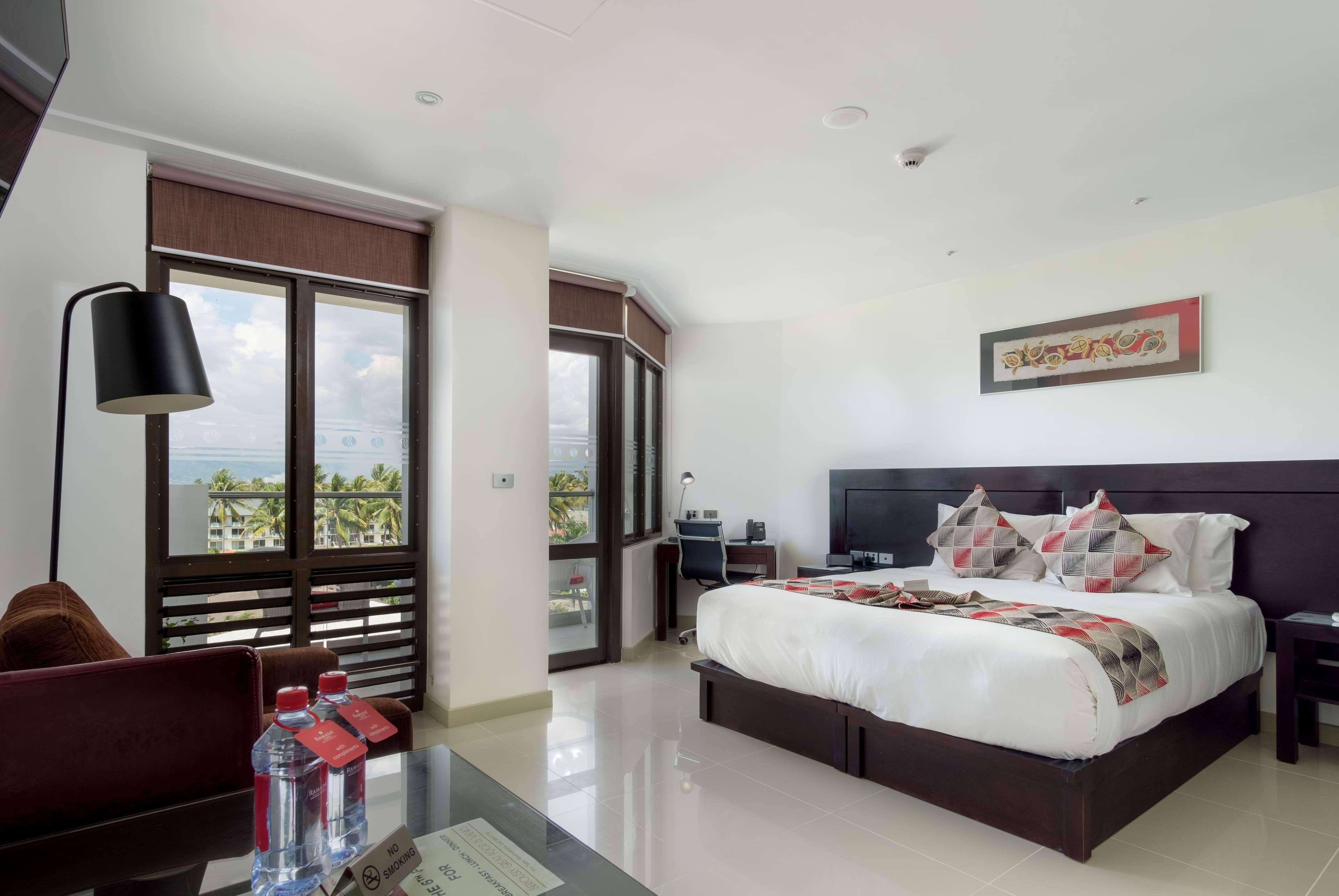 Ramada Suites By Wyndham Wailoaloa Beach Fiji Nadi Extérieur photo