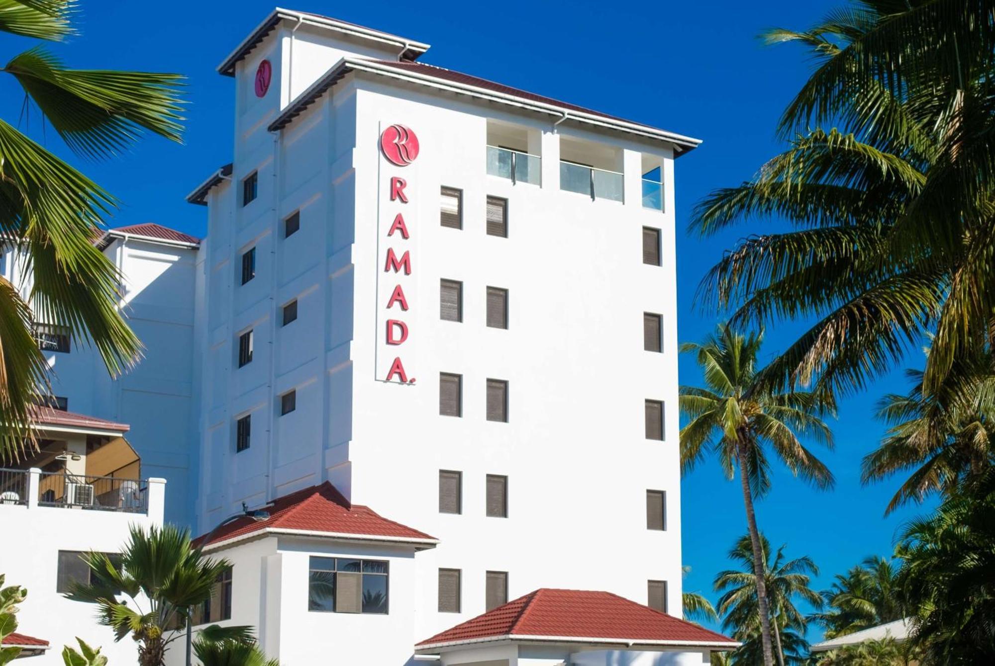Ramada Suites By Wyndham Wailoaloa Beach Fiji Nadi Extérieur photo