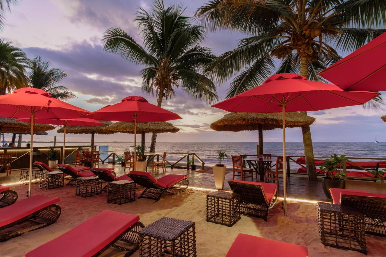 Ramada Suites By Wyndham Wailoaloa Beach Fiji Nadi Extérieur photo